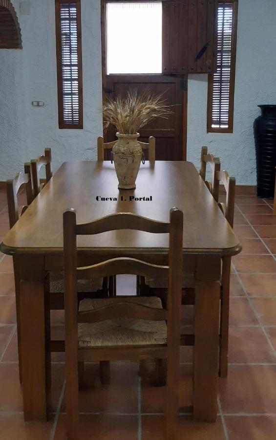 Cuevas Lourdes Villa Benamaurel Dış mekan fotoğraf