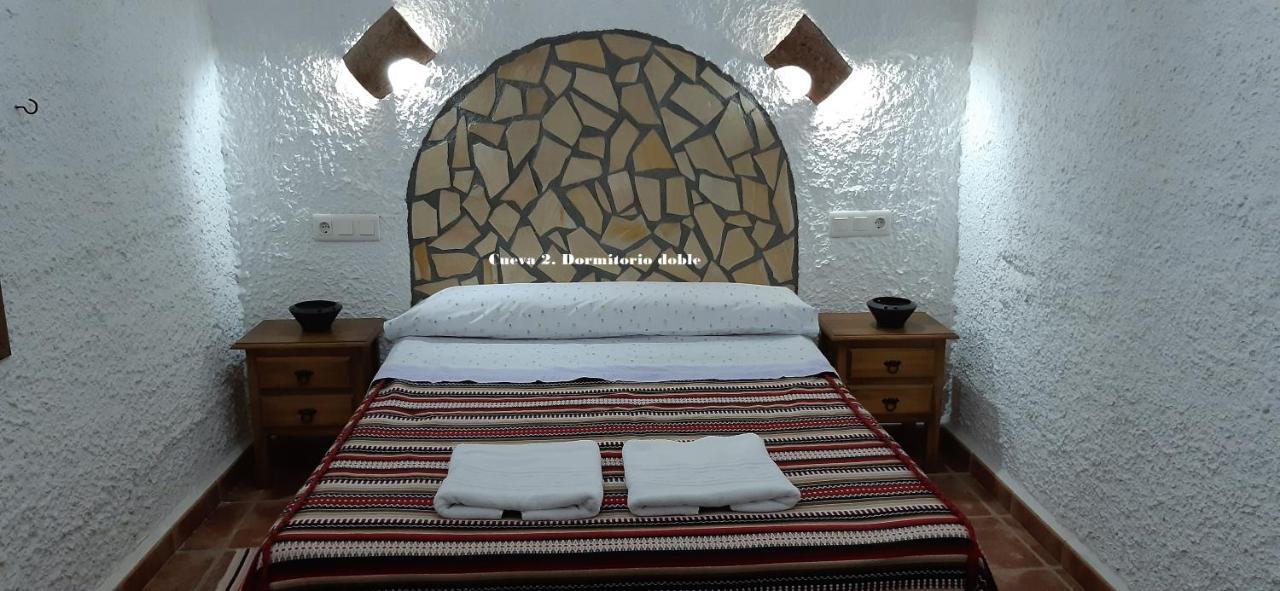 Cuevas Lourdes Villa Benamaurel Dış mekan fotoğraf