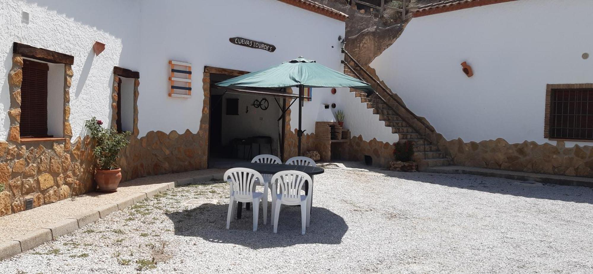 Cuevas Lourdes Villa Benamaurel Dış mekan fotoğraf
