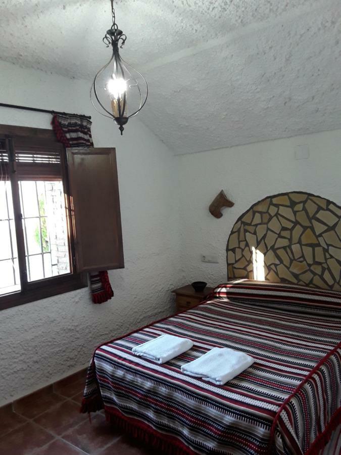 Cuevas Lourdes Villa Benamaurel Dış mekan fotoğraf